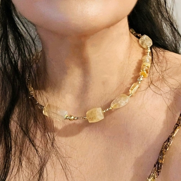 Artisan Handmade Fashion And Fine Jewelry For The Female Tribe - Picture 5 of 7